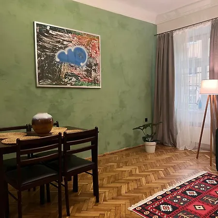 Art On Kylisha Str Апартаменты Львов