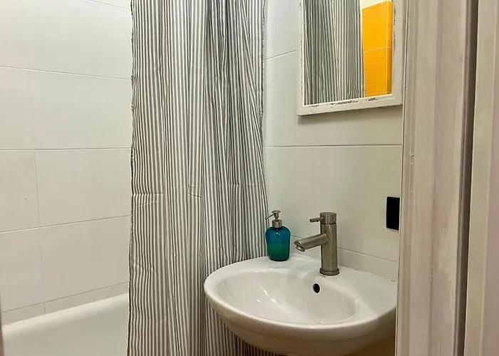 Art On Kylisha Str Apartamento